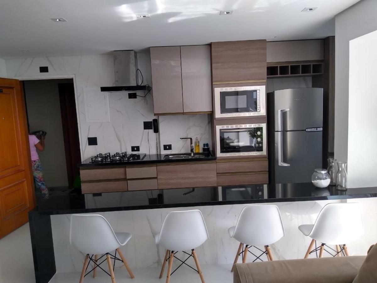 Flat * Guaruja
